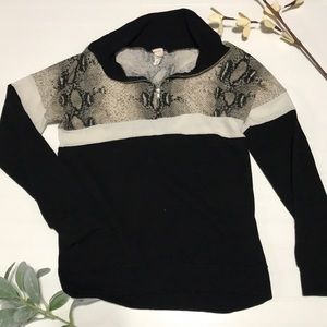 Lightweight snakeskin 1/4 zip sweater